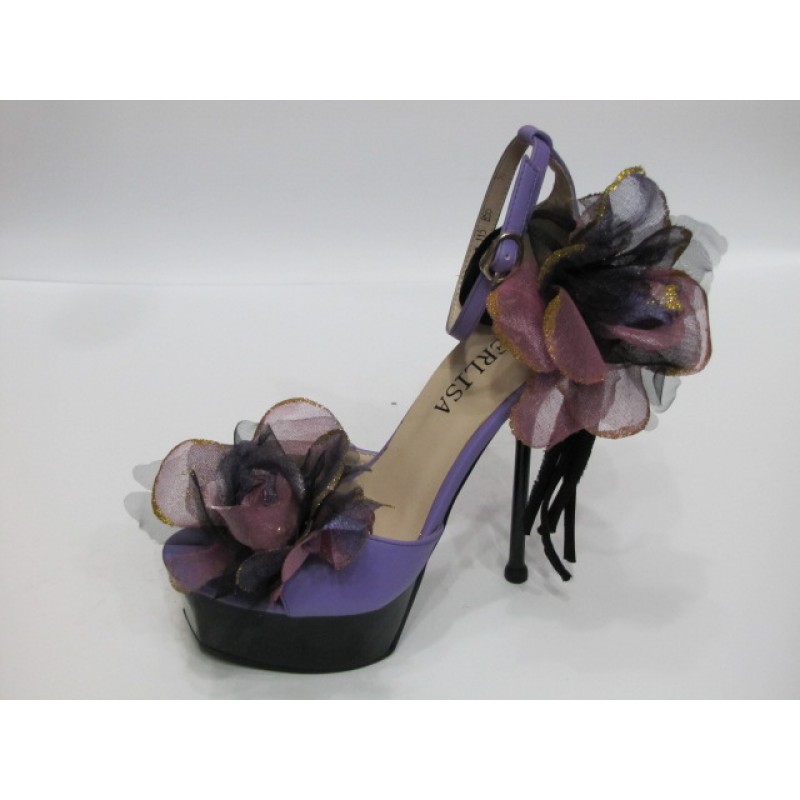 Женские босоножки 